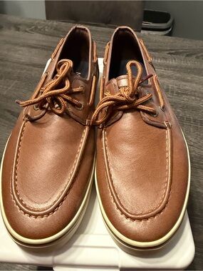 Nautica Men's Tan Leather Boat Shoes with White Sole